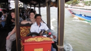 Bangkok - rejs po kanałach - najlepsze miejsce za kapitanem 