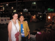 z uroczą Tajką na wieczornym targu w Chiang Mai