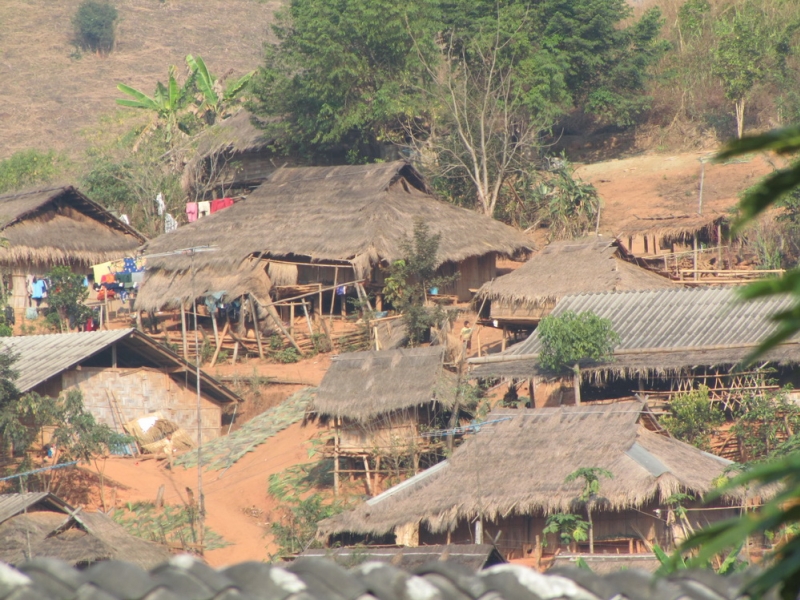w jednej z tajskich wiosek plemion górskich