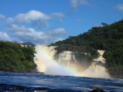 Park Canaima - wodospady El Sapo i El Hacha
